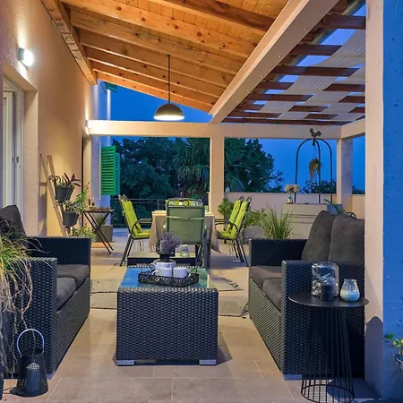 Crassula Summer With Private Pool