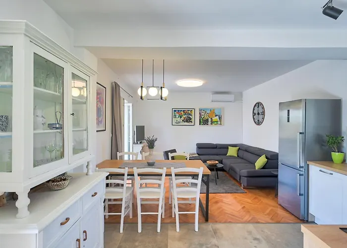 Crassula Summer With Private Pool Kras