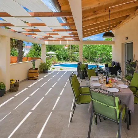 Crassula Summer With Private Pool Kras