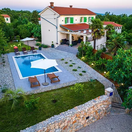 Crassula Summer With Private Pool