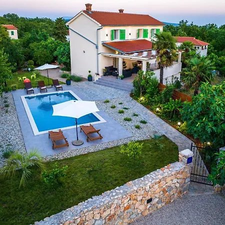 Crassula Summer With Private Pool